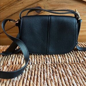 Chic Black Crossbody Bag